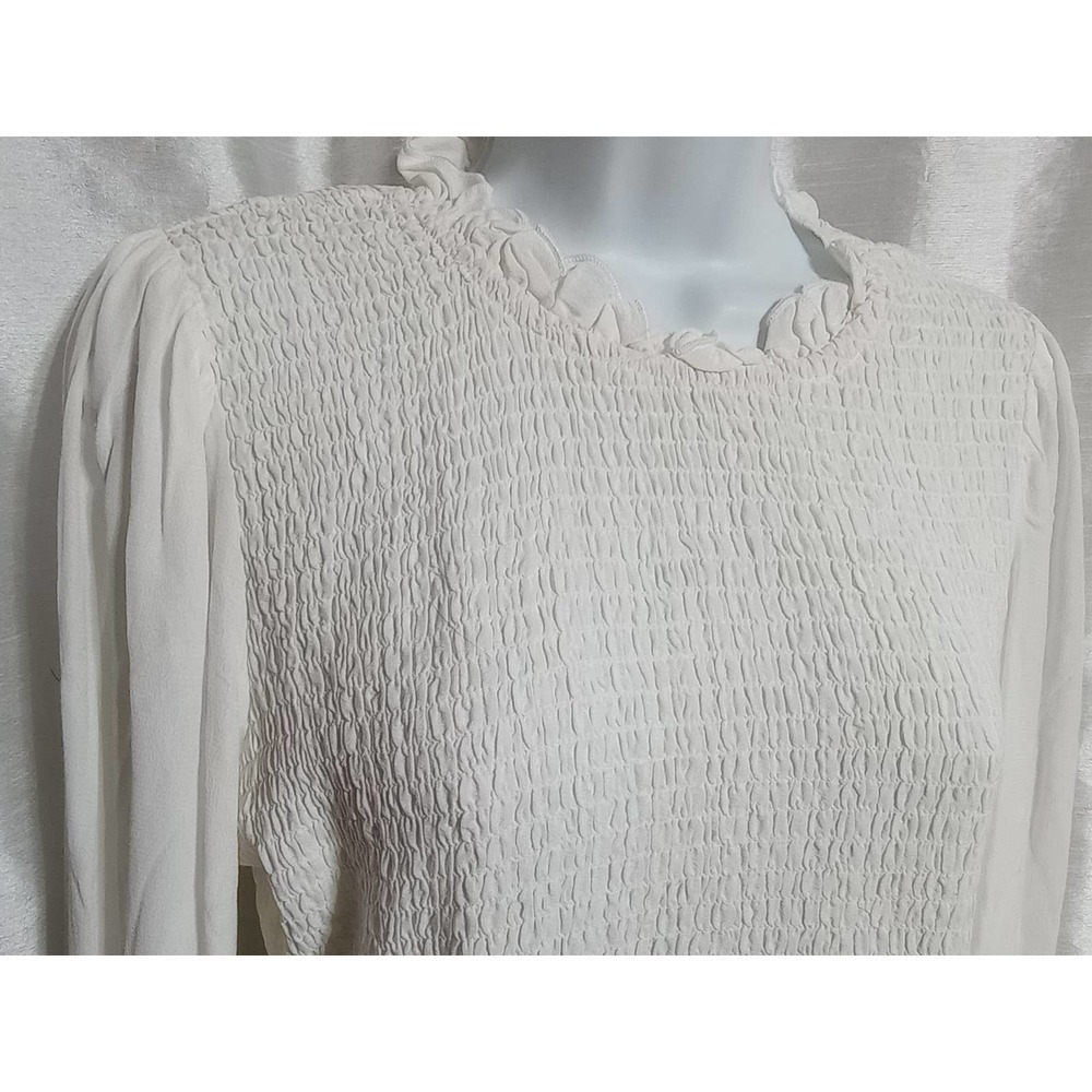 ROMANTIC VENUS Smocked puff sleeve Ivory Blouse Cream Top